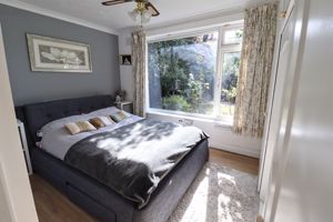 Bedroom- click for photo gallery